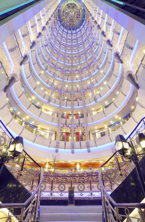 Leader Al Muna kareem Madinah